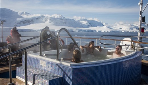 Whirlpool am Außendeck der Sea Spirit Antarktis